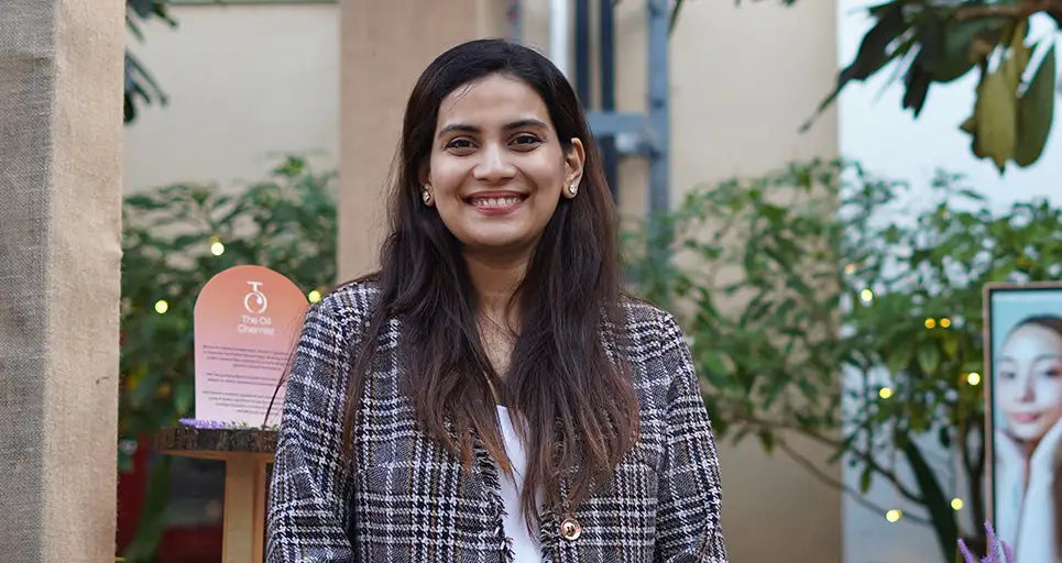 Behind The Oil Chemist Behind The Oil Chemist