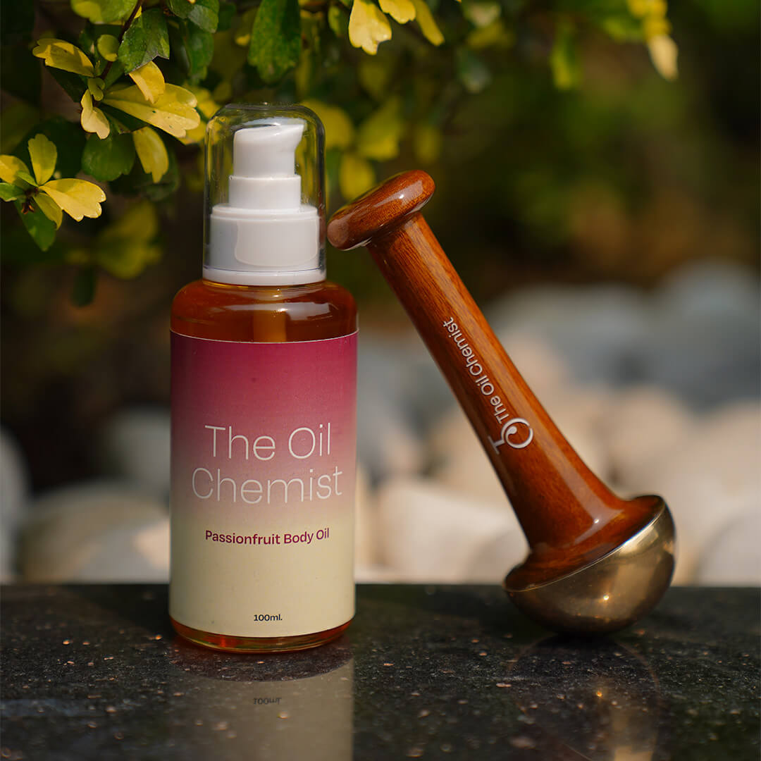 Fruity Fresh Massage Combo (Passionfruit Body Oil + Kansa wand)